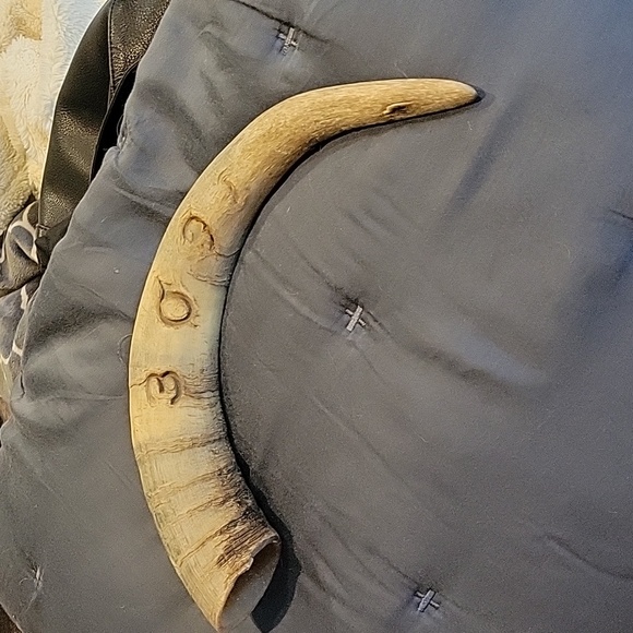 Antique Sheep's Horn,Perfect Carving of the #309. - Picture 1 of 8
